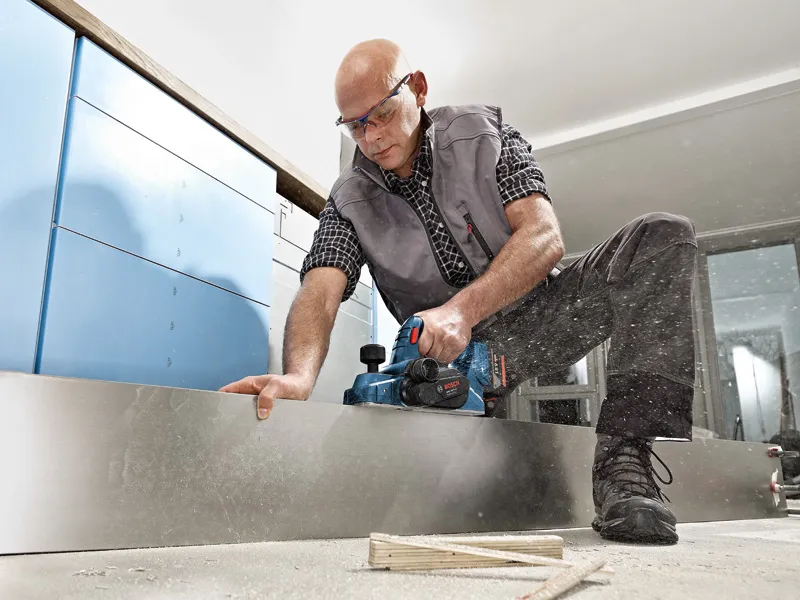 CEPILLO BOSCH GHO 18V-LI BARETOOL - Image 2