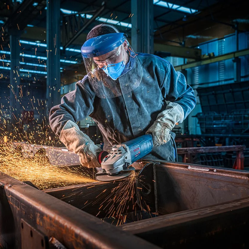 PULIDORA BOSCH GWS 28-230 VULCANO 2800W - Image 2